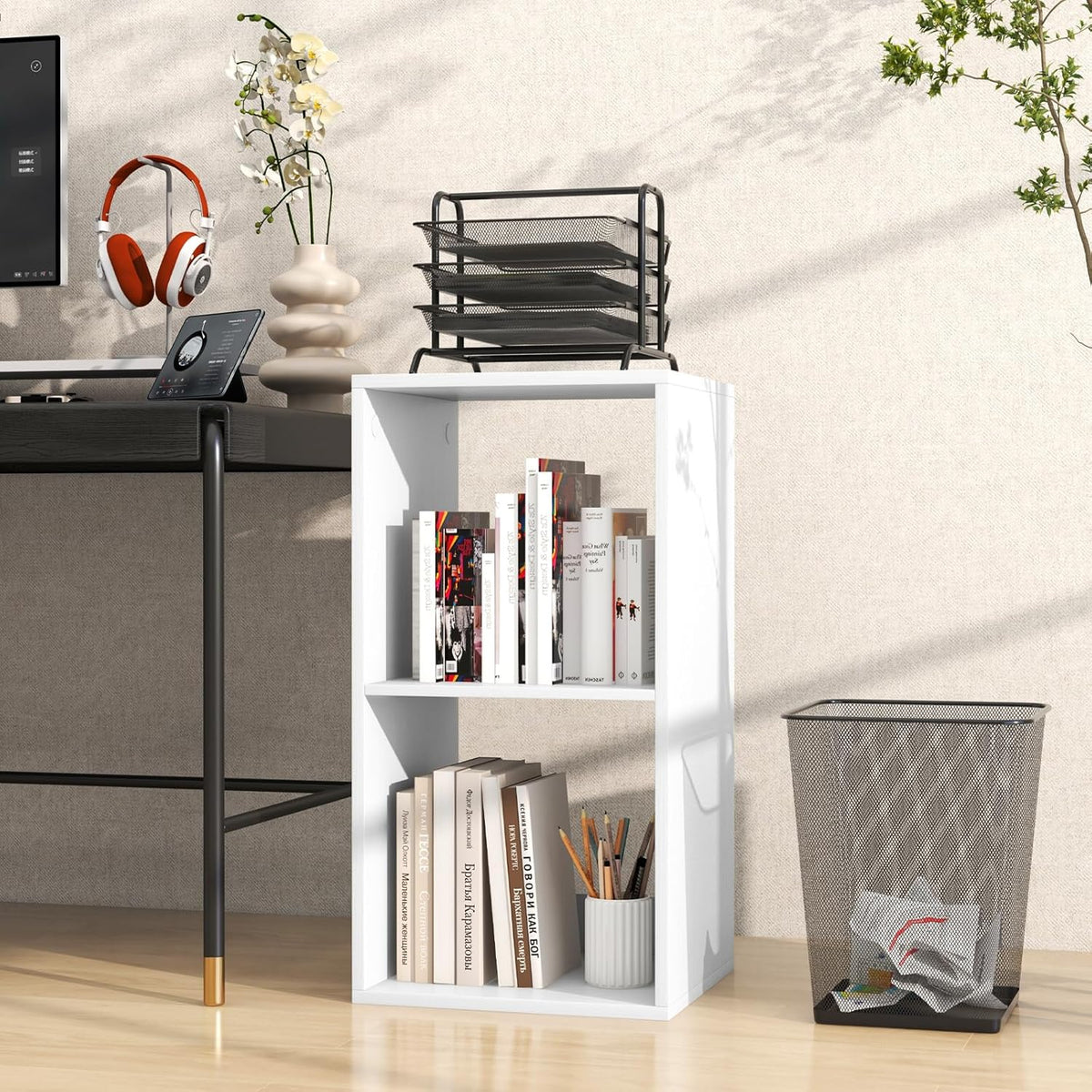 Suitable for two people, floor-standing bookshelf, with an open back panel, anti-toppling device. It is a modern storage display stand suitable for use in family offices, living rooms, bedrooms, and study rooms. White.