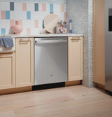 GE Top Control with Stainless Steel Interior Dishwasher with Sanitize Cycle GDT670SFVDS