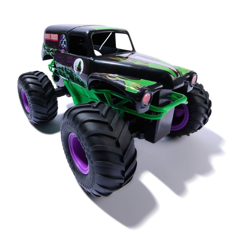 Monster Jam Smash N Bash 1:15 R/C Grave Digger, Ages 4+ Q6138