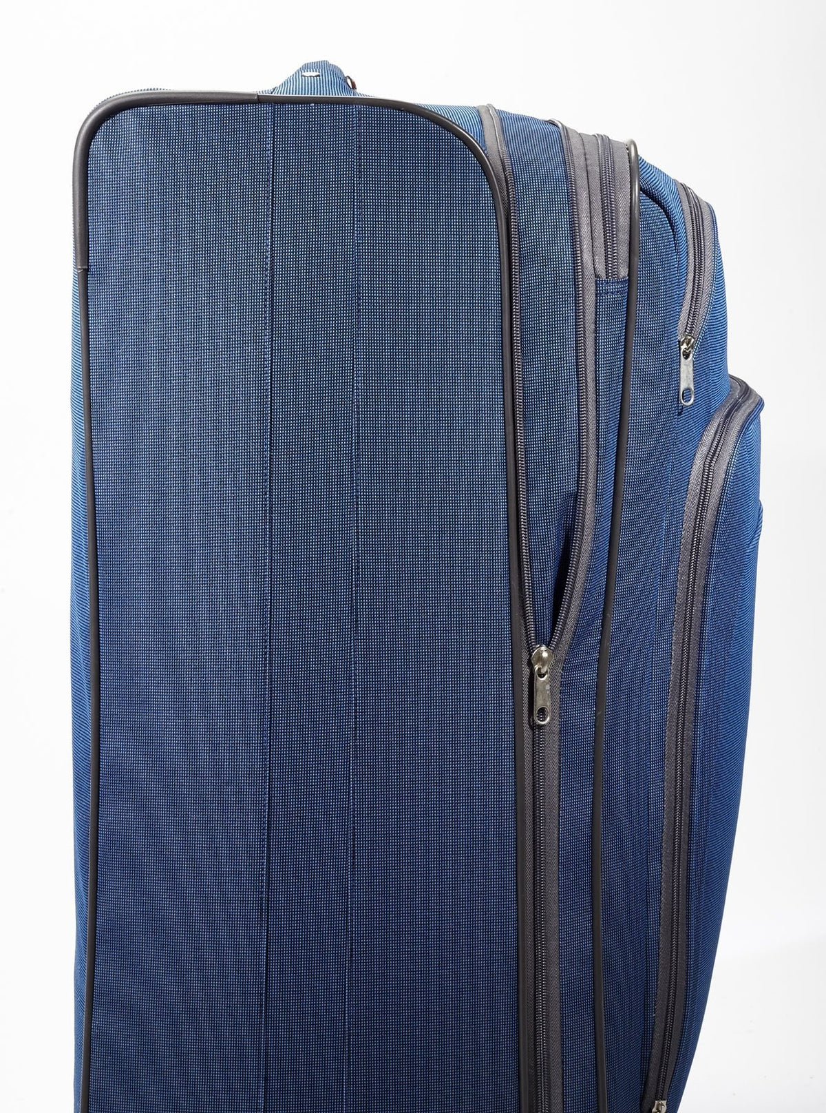 Outbound Coast Expandable Softside Spinner Wheel Travel 28-in Suitcase, Wet Pocket, Blue