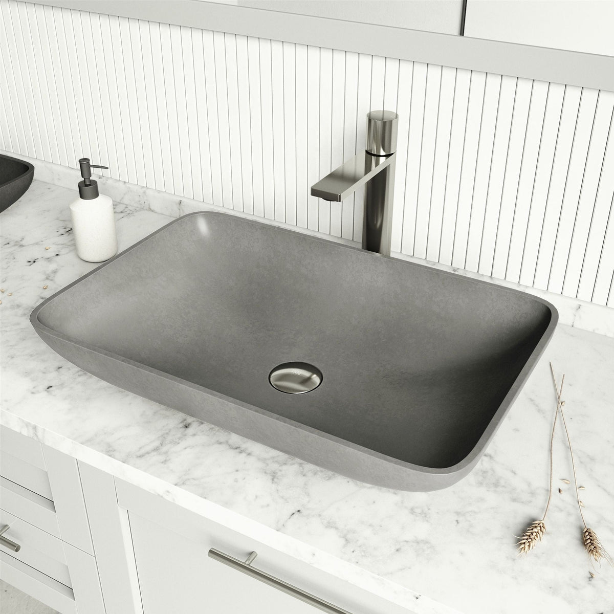 Lorca Gothic 22x15-in Deep Grey Bathroom Sink/Basin with Rectangular Vessel